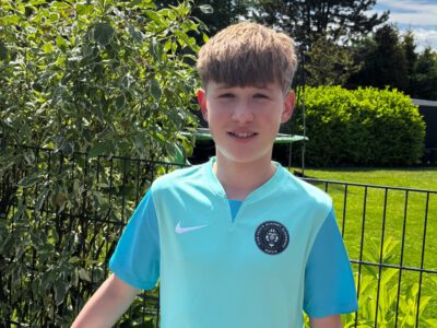 Auswahlspieler kickt in London